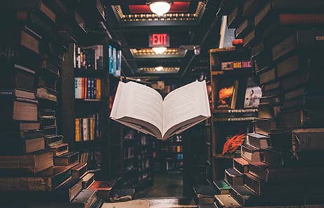 Książka w bibliotece